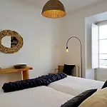 Sonel Investe Anjos Boutique By Get Your Lägenhet